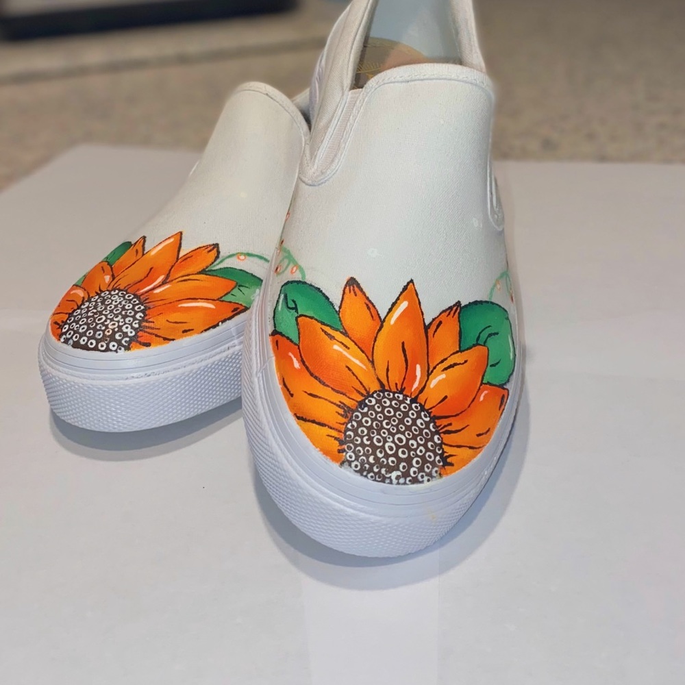 CUSTOM VANS! (YOU CHOOSE DESIGN!)